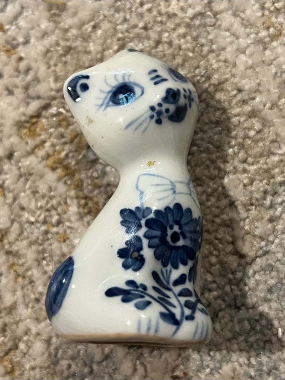 Porcelain Blue & White Decorative Cat Figurine small 2-3” tall